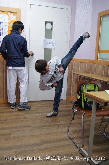 kiddy black belts DSC00235